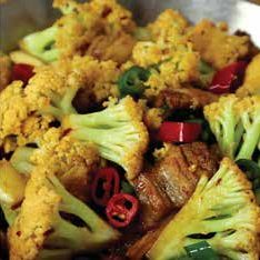 Cauliflower in dry wok