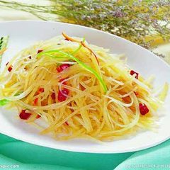 Shredded potato stir-fried
